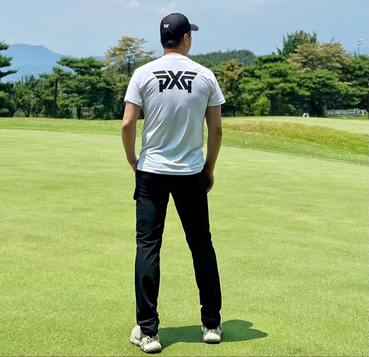 PXG-상의-국내배송 맨즈 썸머 빅로고 라운드 넥 티셔츠 ( MEN )