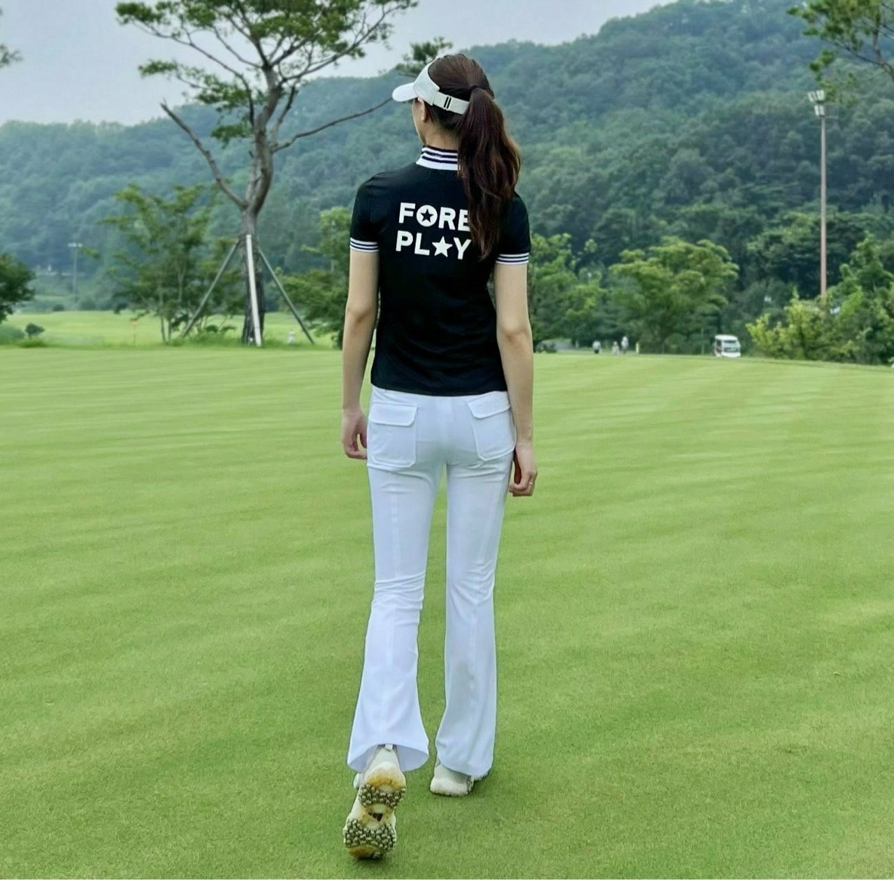 지포어-상의-국내배송 모크 넥 숏 슬리브 티셔츠 (WOMEN)