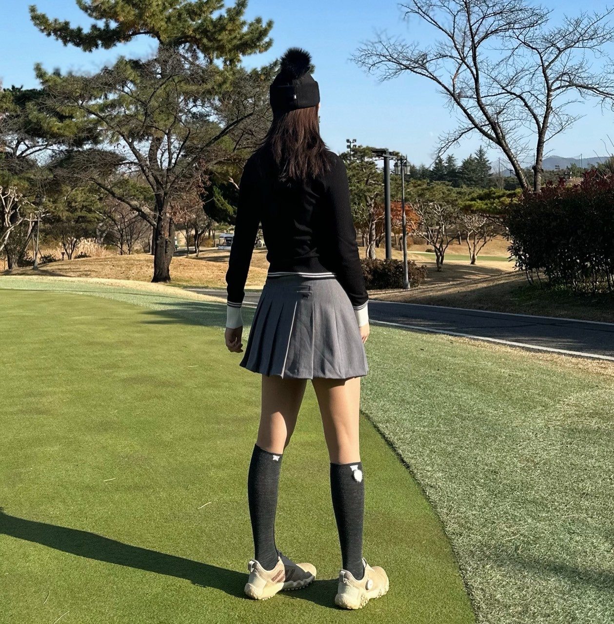 PXG-상의-국내배송 우먼 칼라 포인트 스웨터 (WOMEN)
