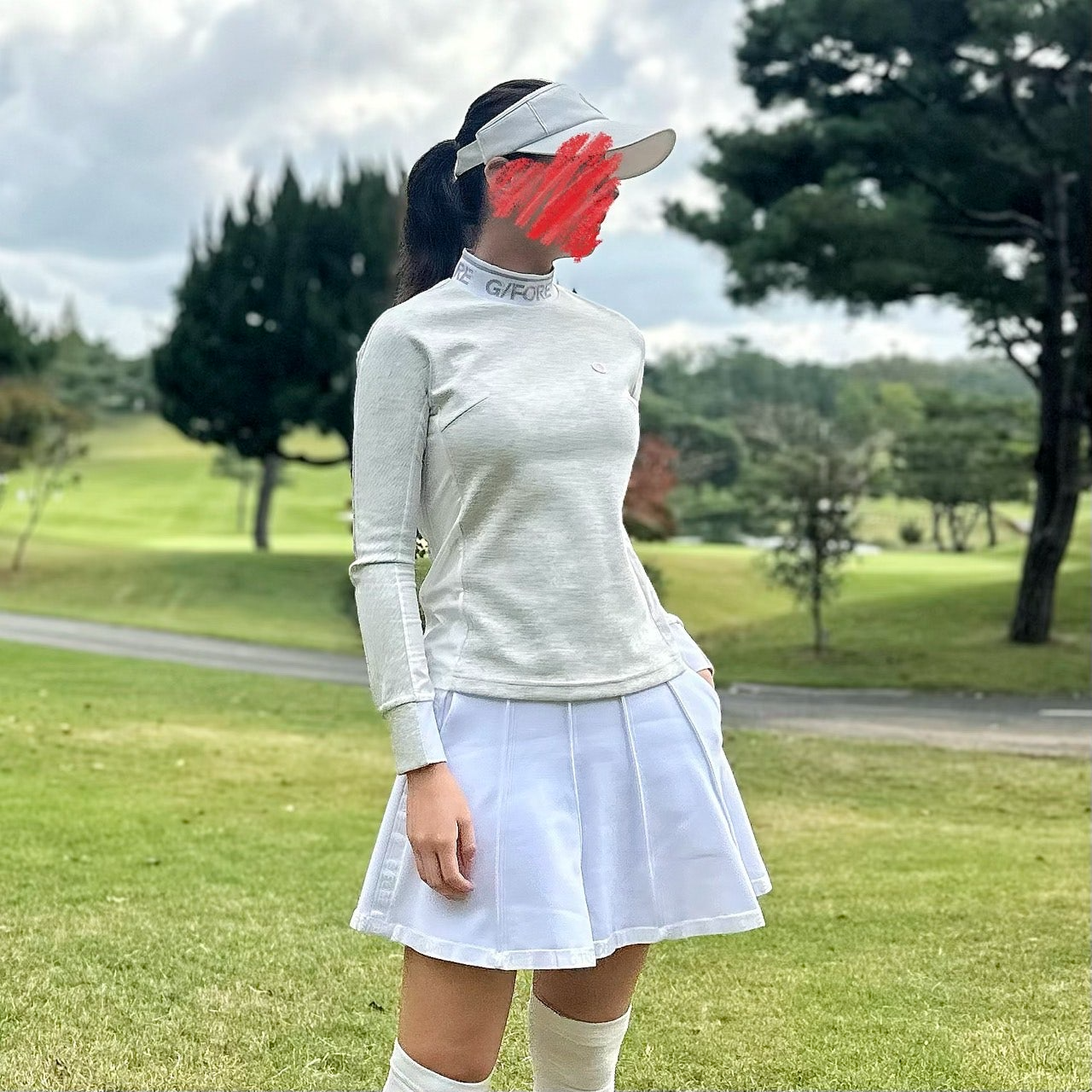 지포어-상의-국내배송 크루넥 풀오버 티셔츠 (WOMEN)