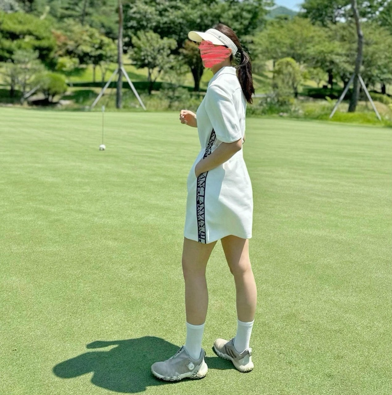 랑방-세트-국내배송 컨트라스트 로고 라인 드레스(WOMEN)