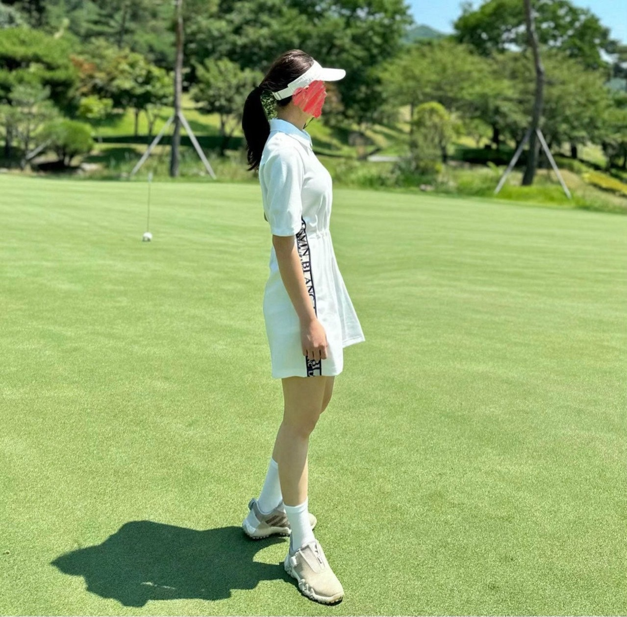 랑방-세트-국내배송 컨트라스트 로고 라인 드레스(WOMEN)