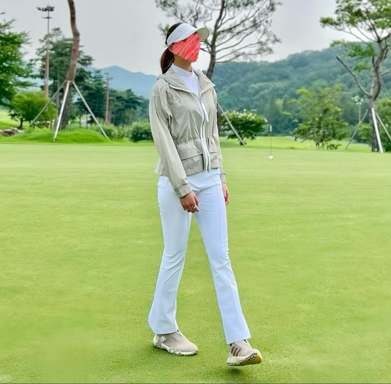지포어-하의-국내배송 에션셜 부츠컷 팬츠 (WOMEN)