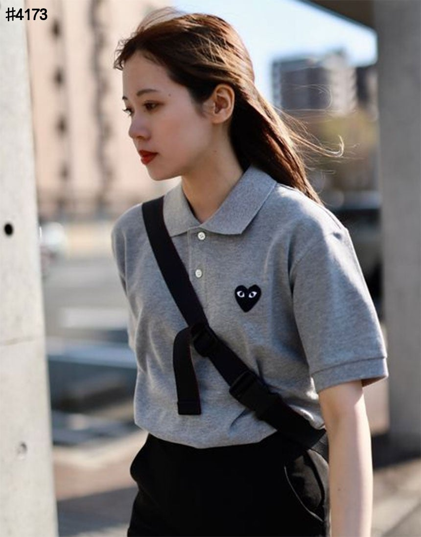 꼼데가르송-상의-국내배송 레드 하트 패치 숏 슬리브 폴로 티셔츠