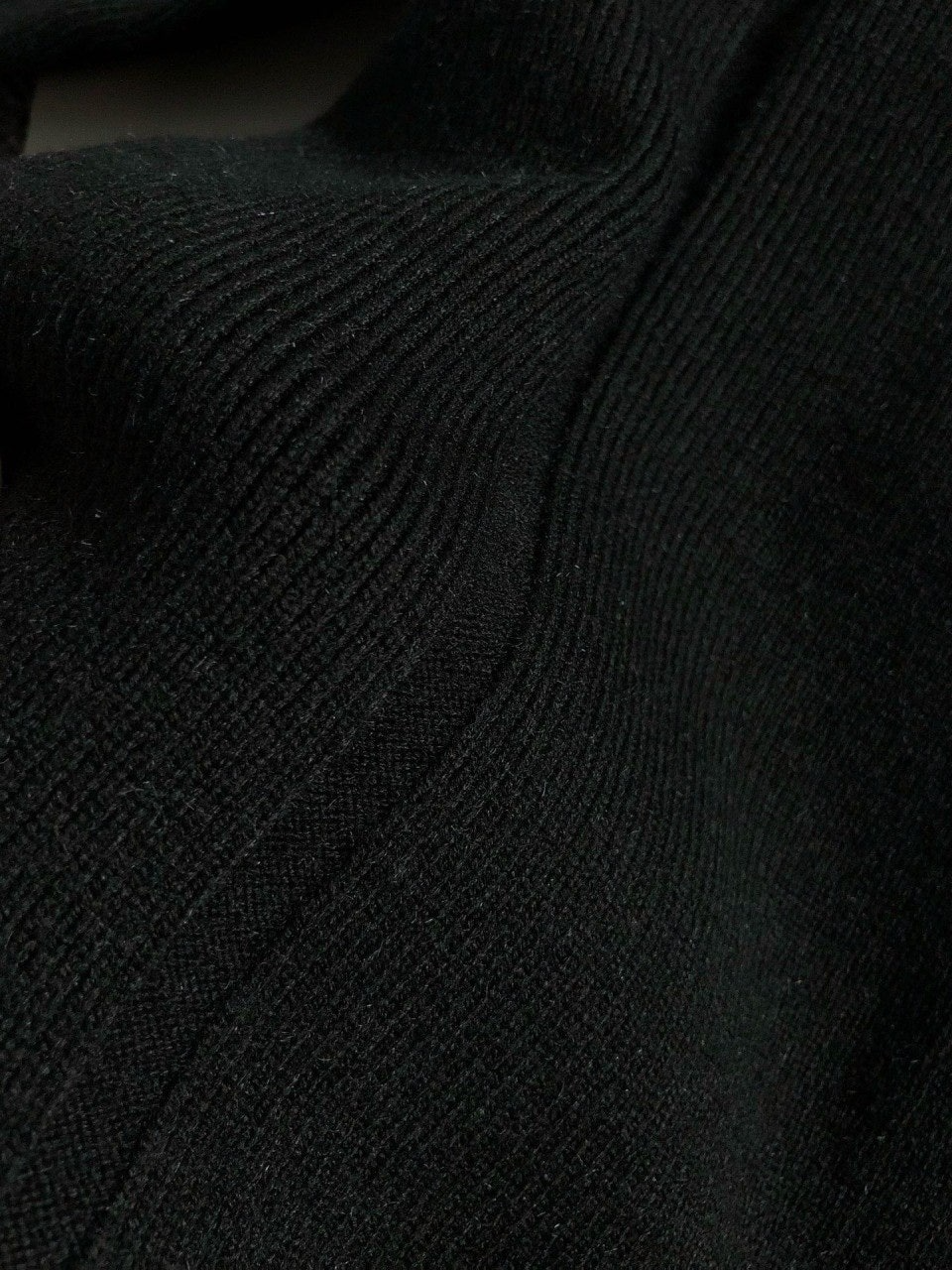 로로피아나-상의-국내배송 스티치 배색양모 하이넥 집업가디건