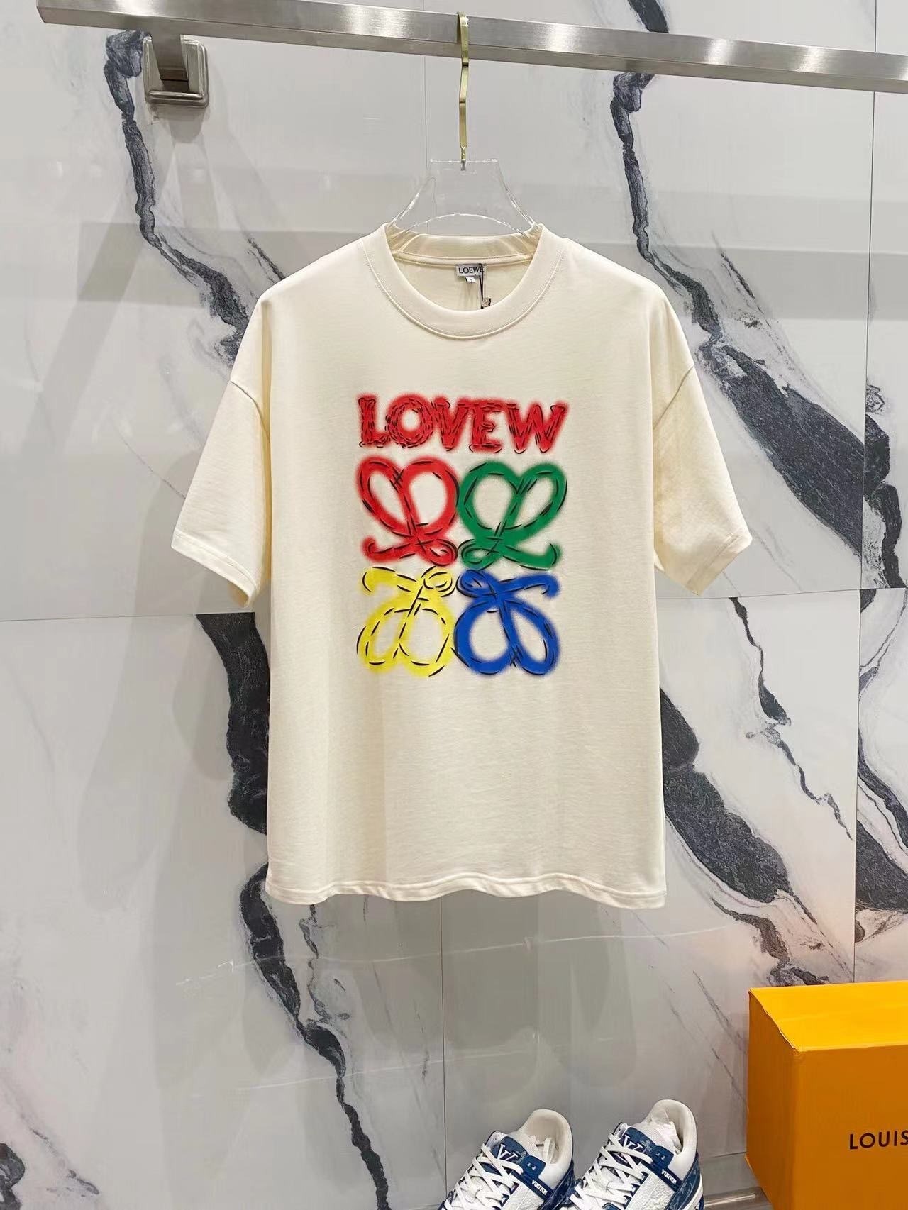 로에베-상의-국내배송 멀티칼라 레터링로고 코튼 라운드티