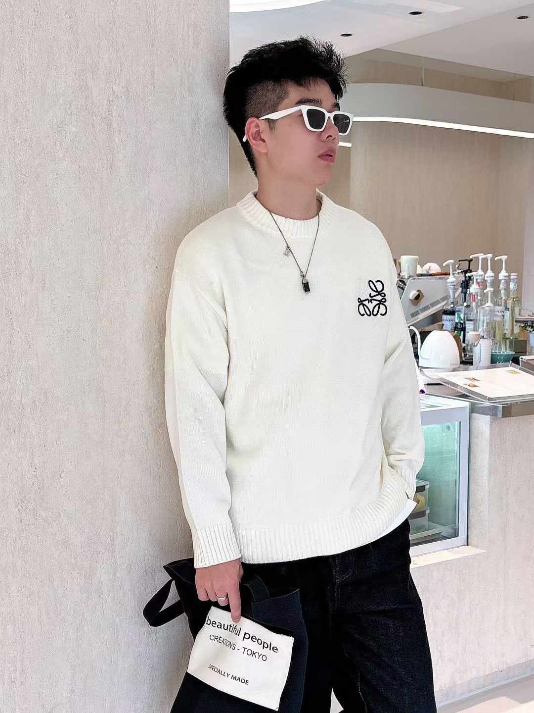 로에베-상의-국내배송 자수로고 캐시미어 양모 라운드니트