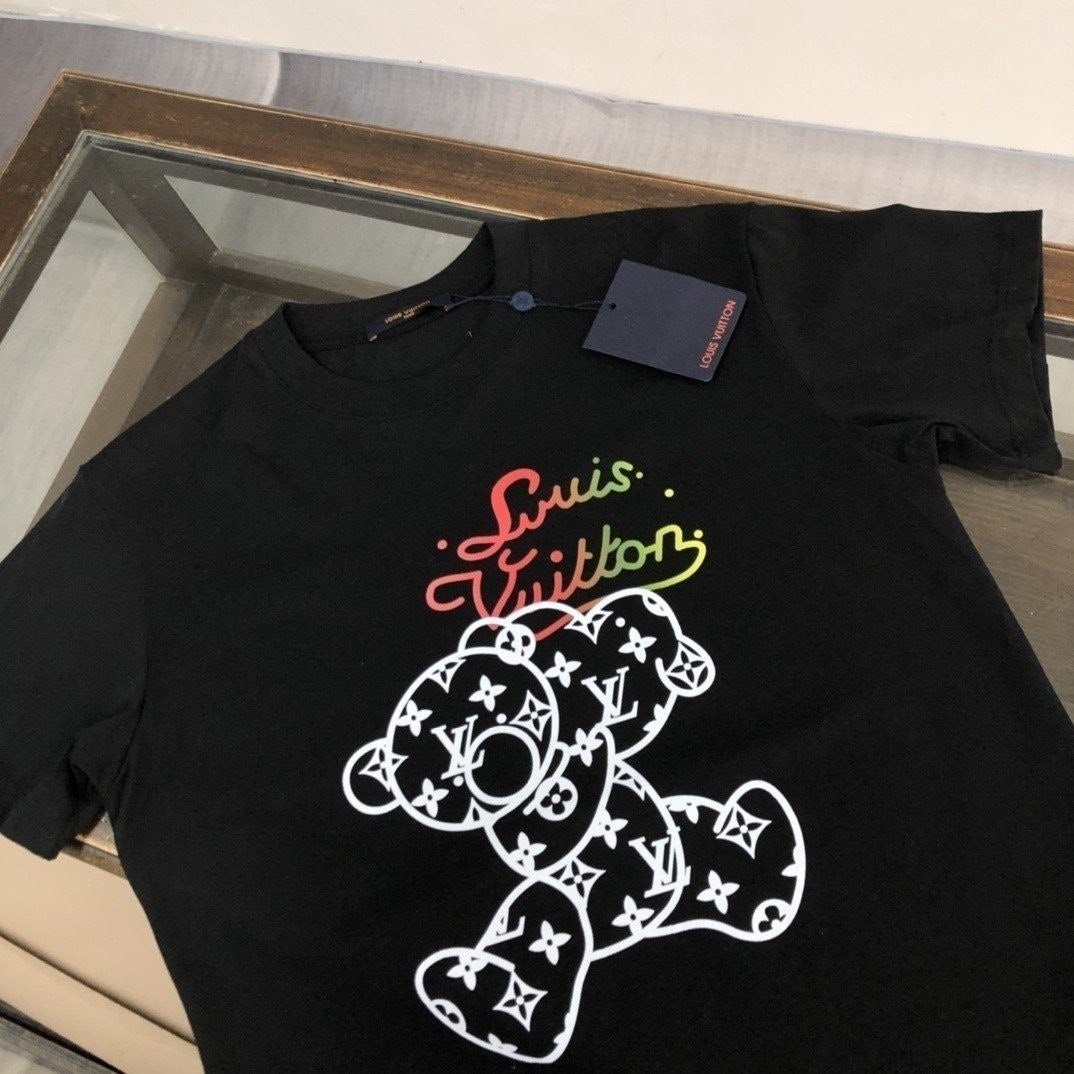 루이비통-상의-국내배송 LV logo bear 반팔티