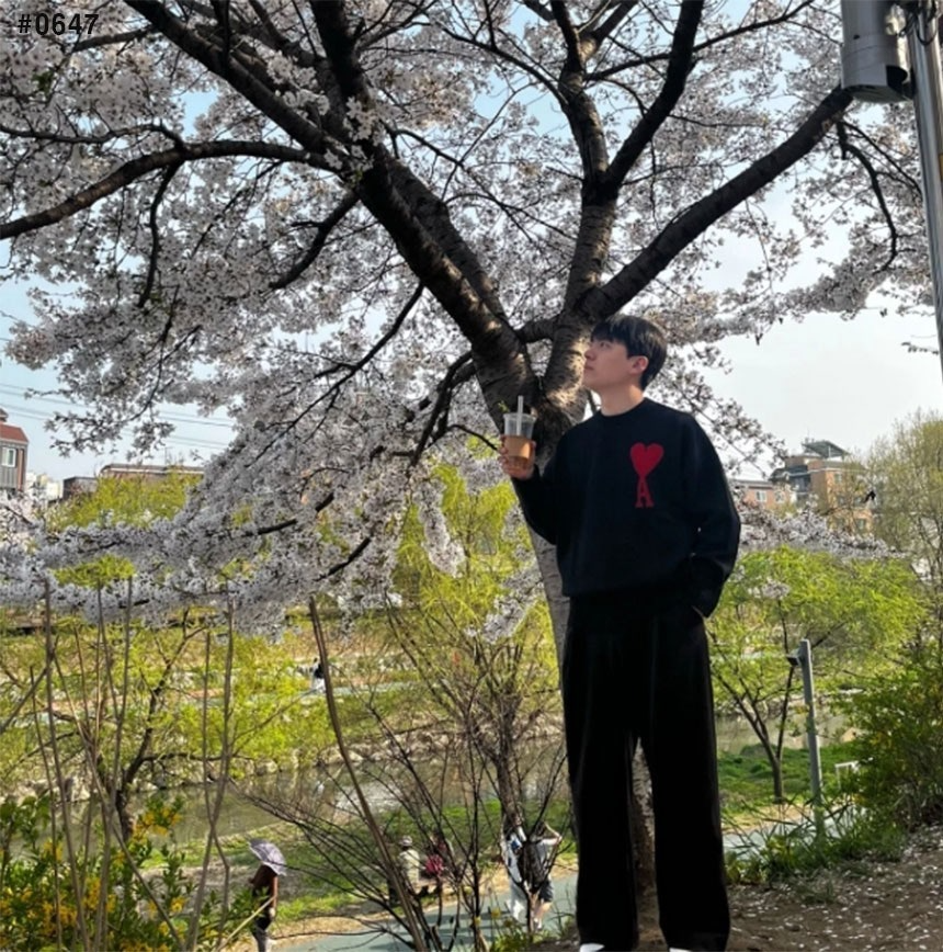 아디다스-상의-국내배송 빅하트 꾀희 스웨터 니트