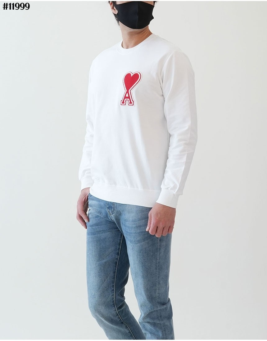 아디다스-상의-국내배송 빅하트 로고 패치 크루넥 맨투맨 티셔츠