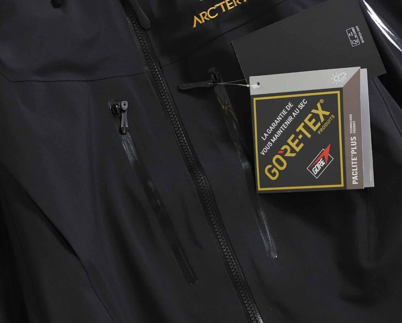 아크테릭스-상의-국내배송 2025 fw알파 sv GORE-TEX 재킷