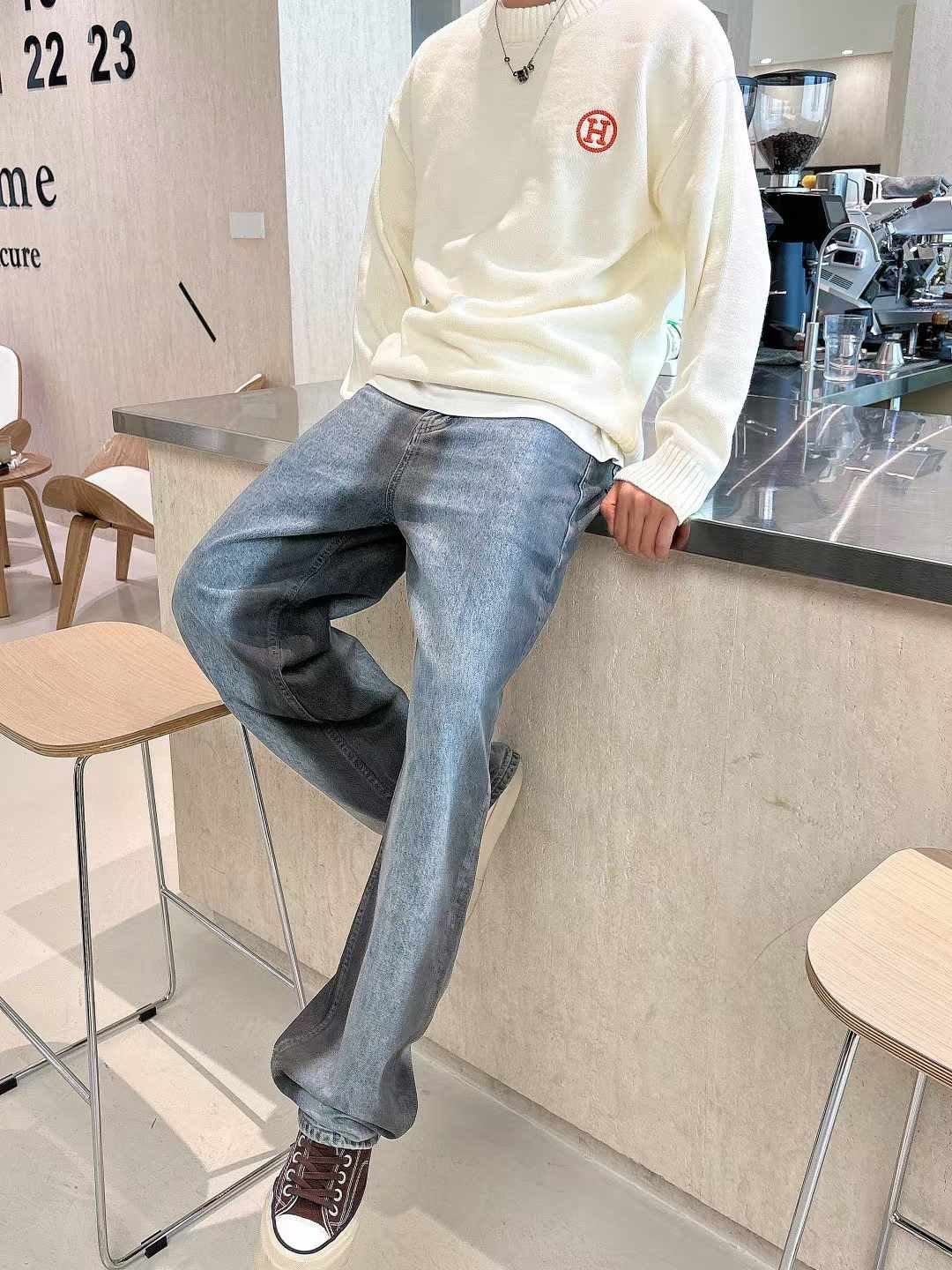 에르메스-상의-국내배송 H포인트 자수로고 캐시 양모라운드 니트
