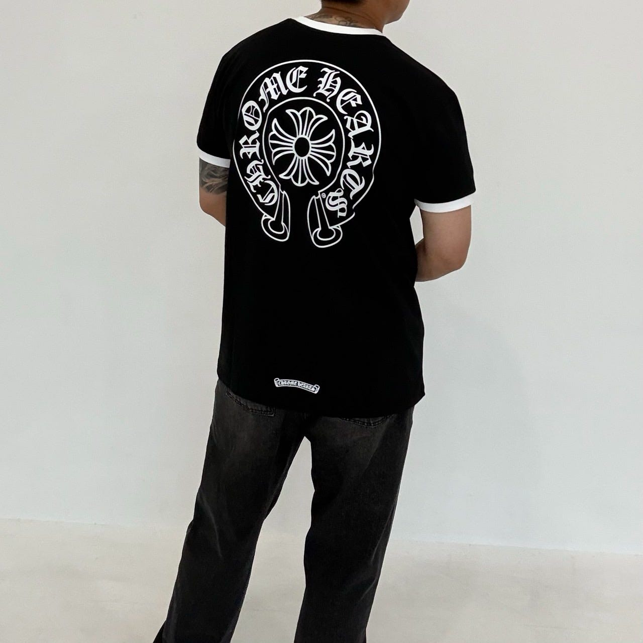 크롬하츠-상의-국내배송 홀스슈 롤러스케이트 링거 반팔