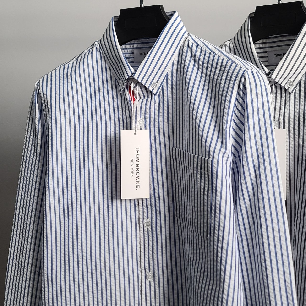 톰브라운-상의-국내배송 시어서커 스트라이프 셔츠