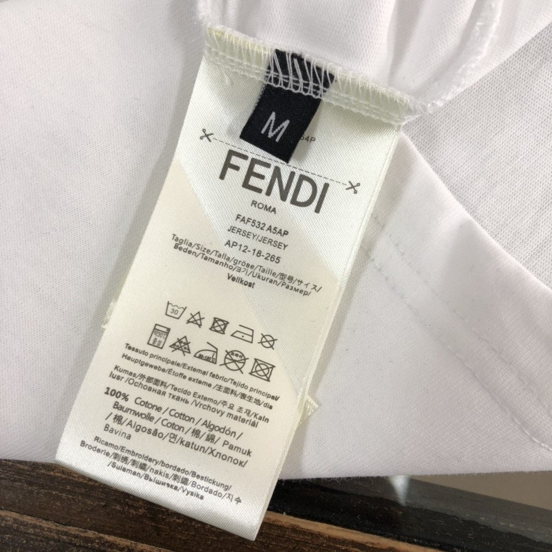 펜디-상의-국내배송 베어 프린팅 반팔 티셔츠