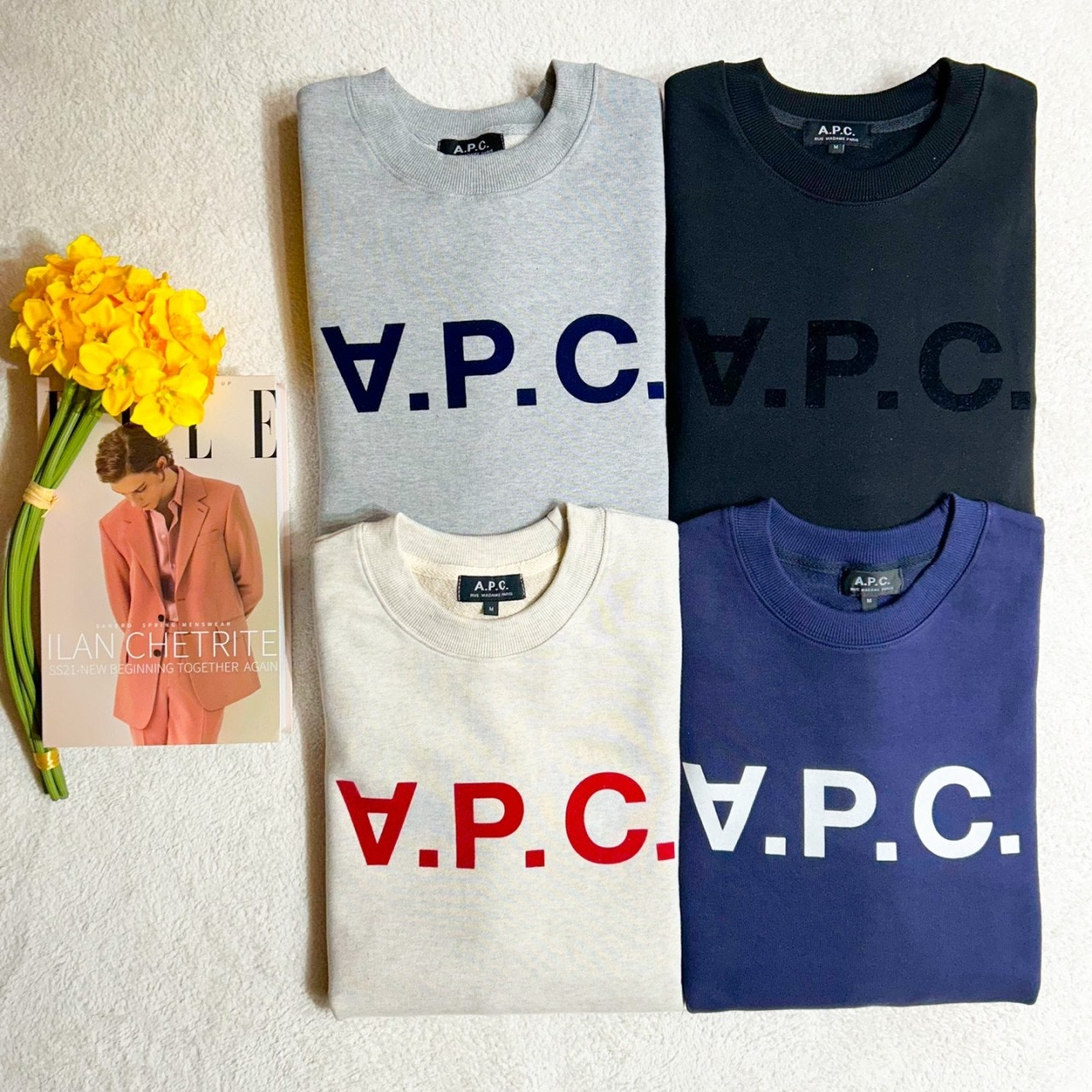 아페쎄-상의-국내배송 VPC 벨벳 로고 맨투맨