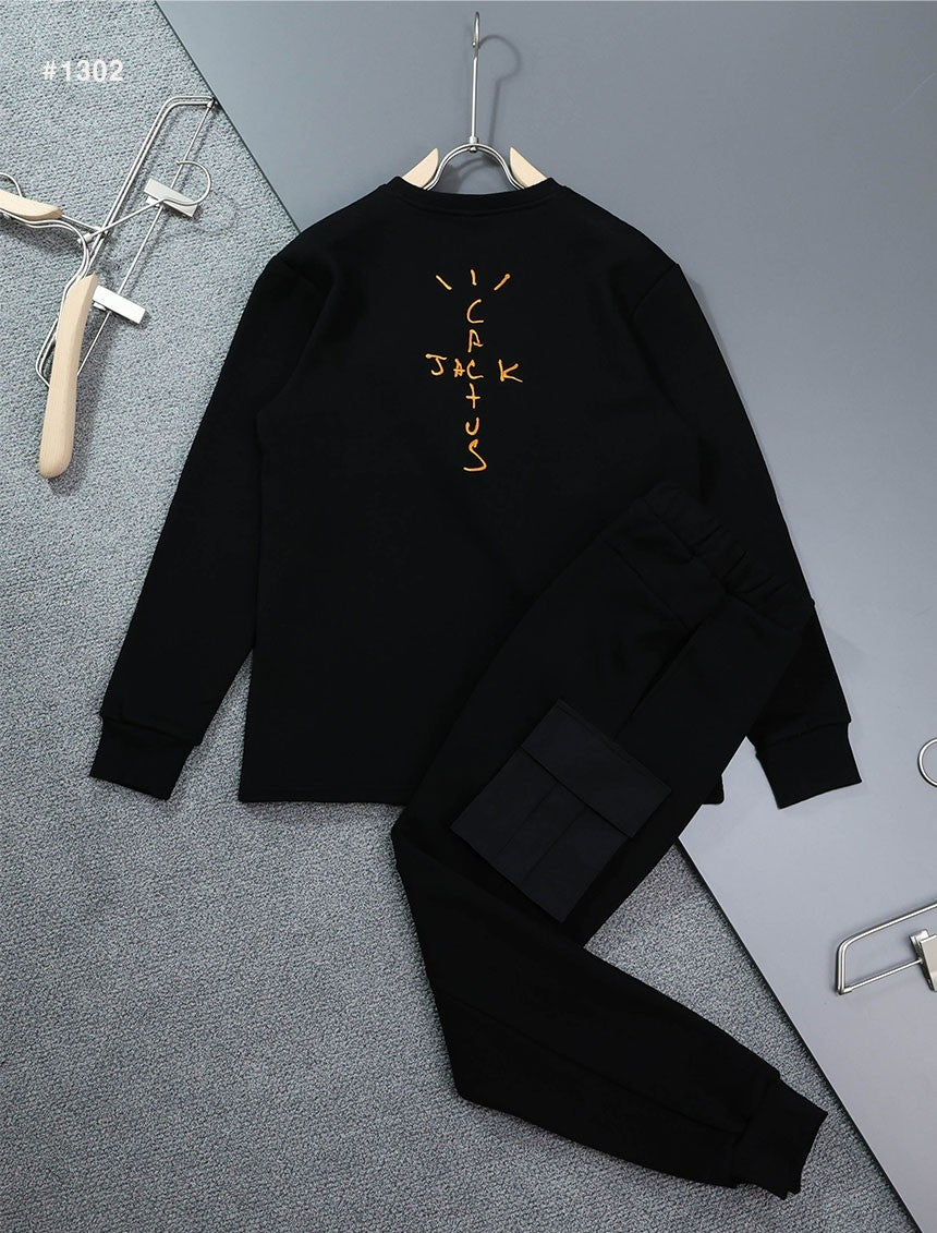 나이키-세트-국내배송 트래비스 스캇 자수 기모 맨투맨 & 조거팬츠 셋