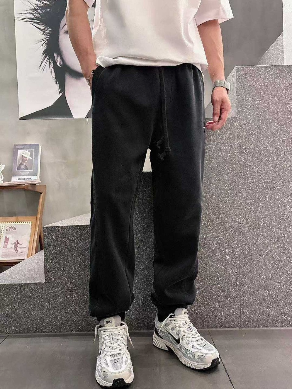 크롬하츠-하의-국내배송 자수로고 워싱 와이드 조거팬츠