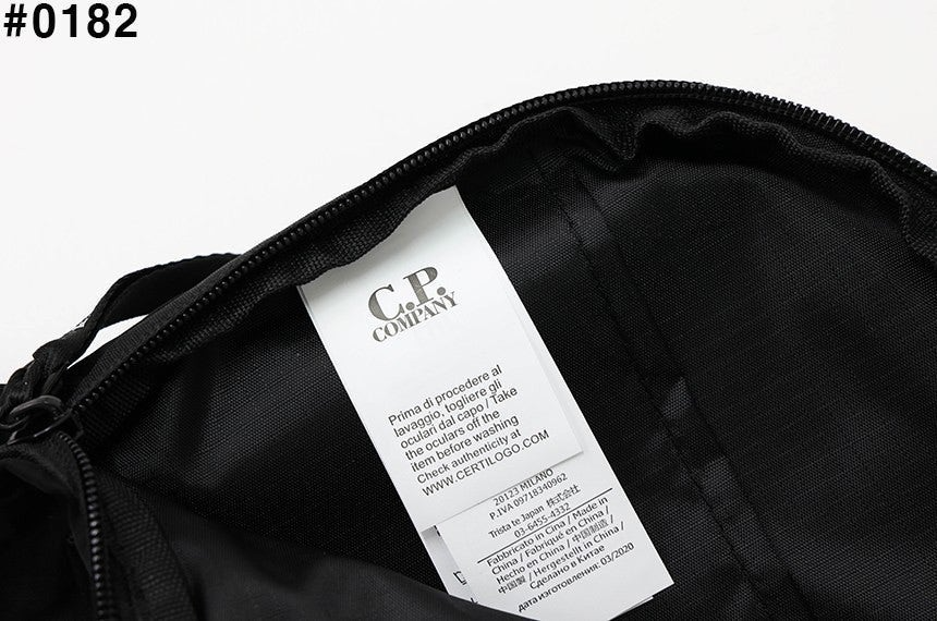 CP컴퍼니-가방-국내배송 가먼트다잉 수입 나일론 B 렌즈 디테일 메신저 백