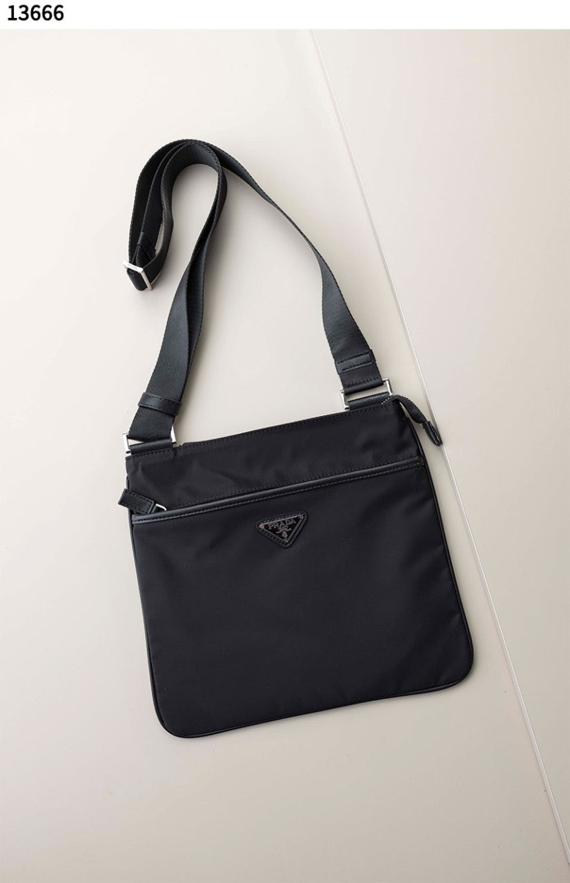 프라다-가방-국내배송 Re-Nylon and Saffiano shoulder bag
