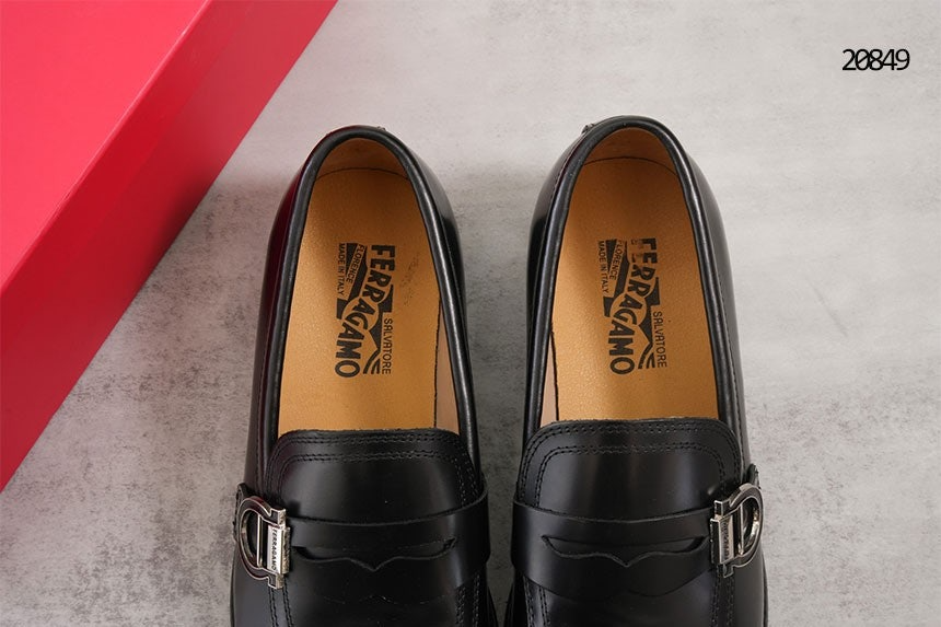 페레가모-신발-국내배송 간치니 남성 로퍼