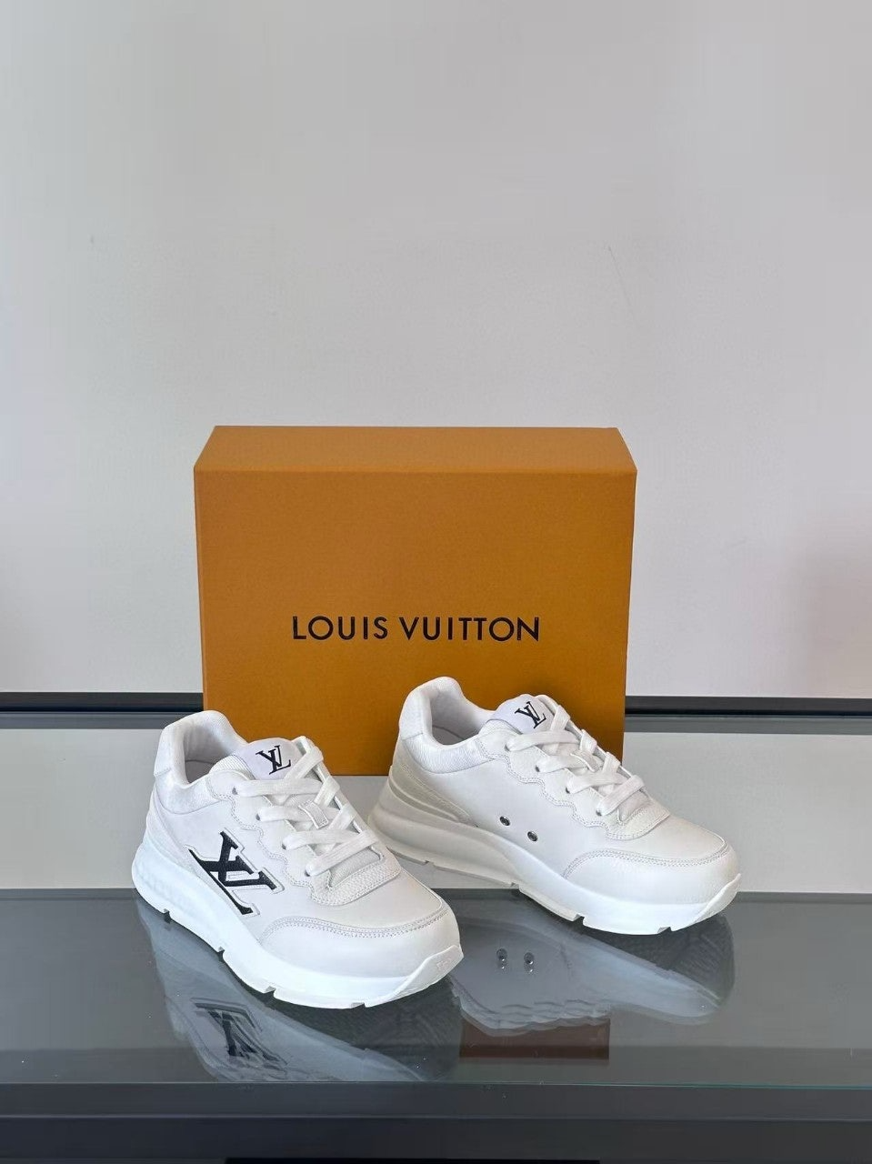 루이비통-신발-국내배송 남성스니커즈 LV 클래식 데일리 신발 운동화