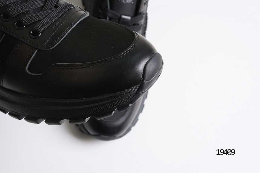 프라다-신발-국내배송 이니셜로고 블랙 로우탑 스니커즈