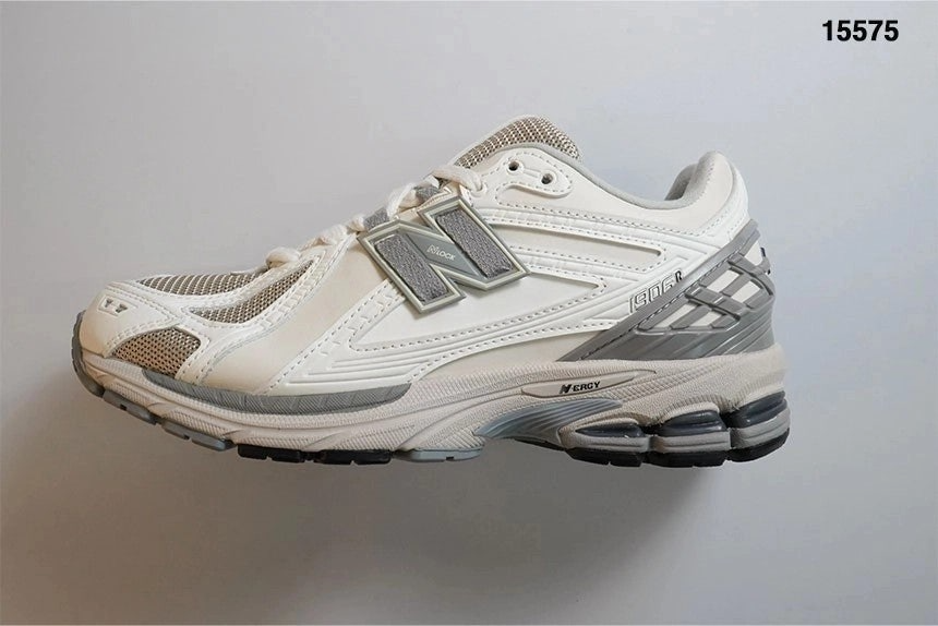 뉴발란스-신발-국내배송 1906RE 레인클라우드 아이보리