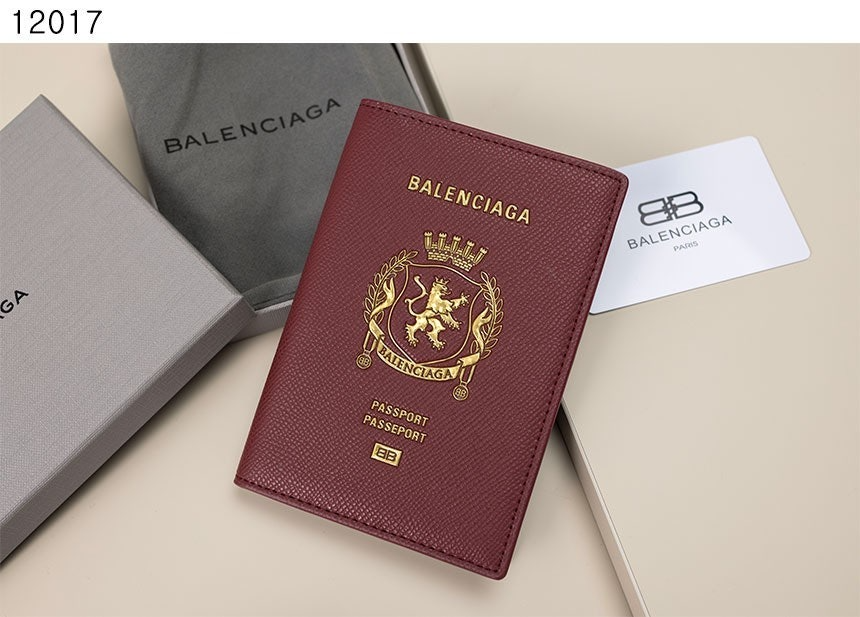 발렌시아가-지갑-국내배송 남성 패스포트 버티컬 바이폴드 지갑
