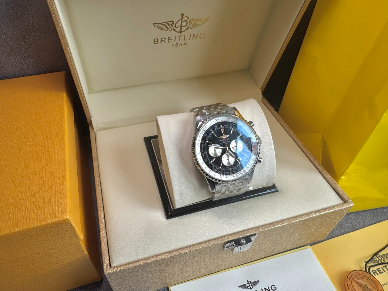 브라이틀링-시계-국내배송 네비타이머 블랙 43mm