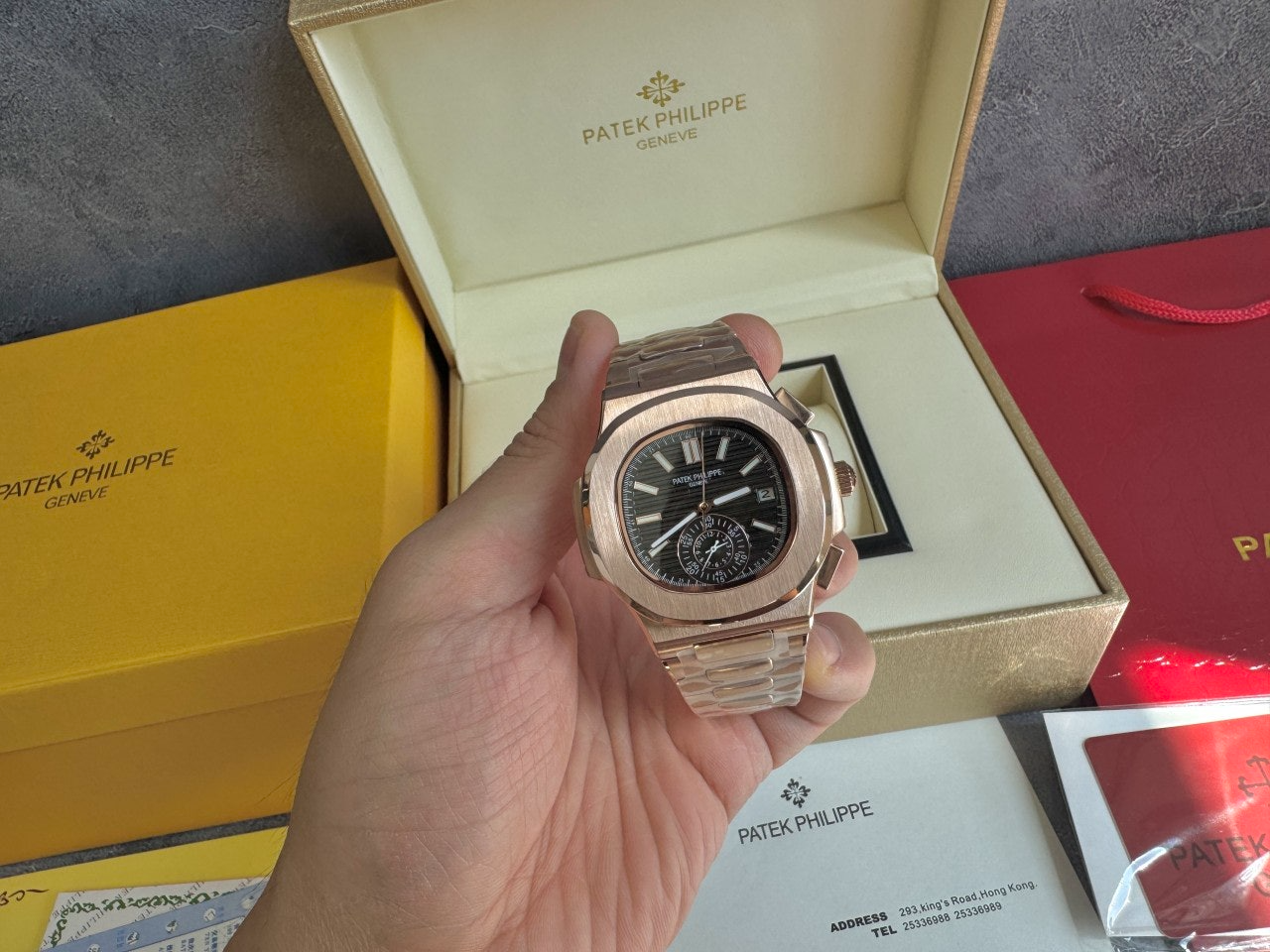 파텍필립-시계-국내배송 노틸러스 로즈골드 40mm 한정판