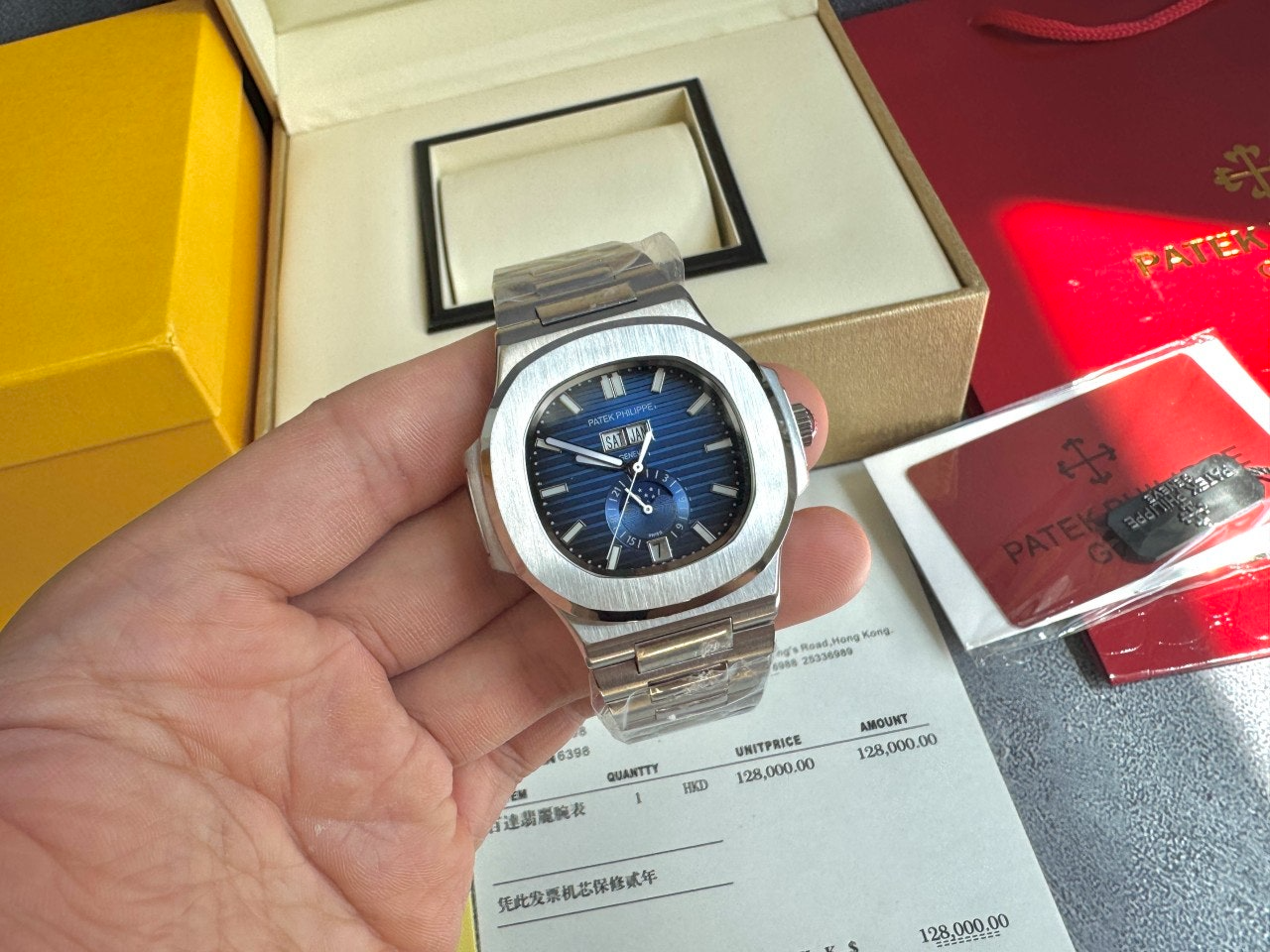 파텍필립-시계-국내배송 노틸러스 문페이즈 블루다이얼 40mm