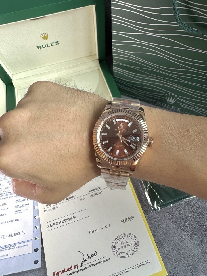 롤렉스-시계-국내배송 데이데이트 40mm 로즈골드 초콜렛다이얼