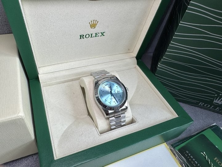 롤렉스-시계-국내배송 데이데이트 40mm 아이스블루 아라비아다이얼