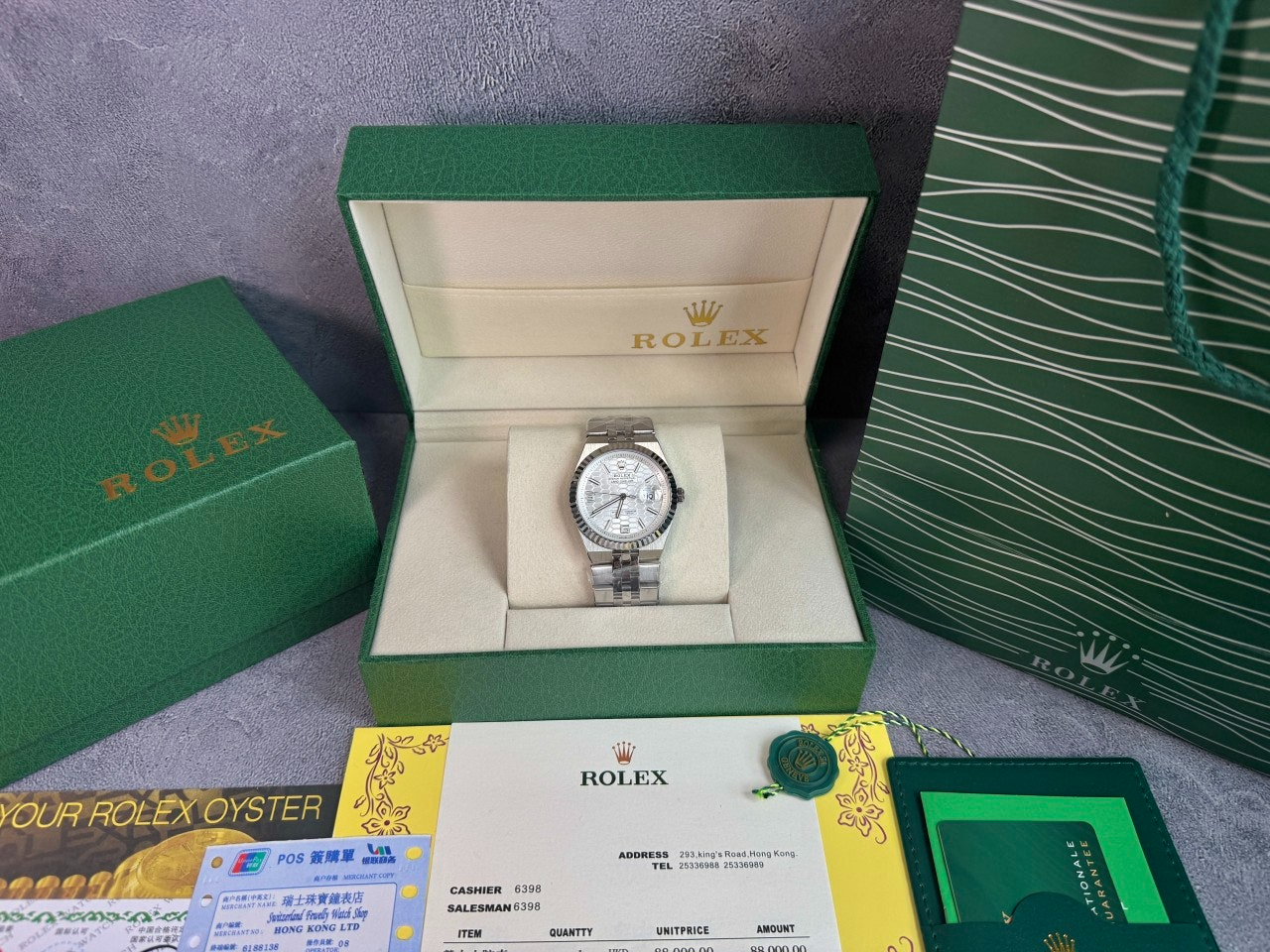 롤렉스-시계-국내배송 랜드 드웰러 40mm 허니콤 화이트