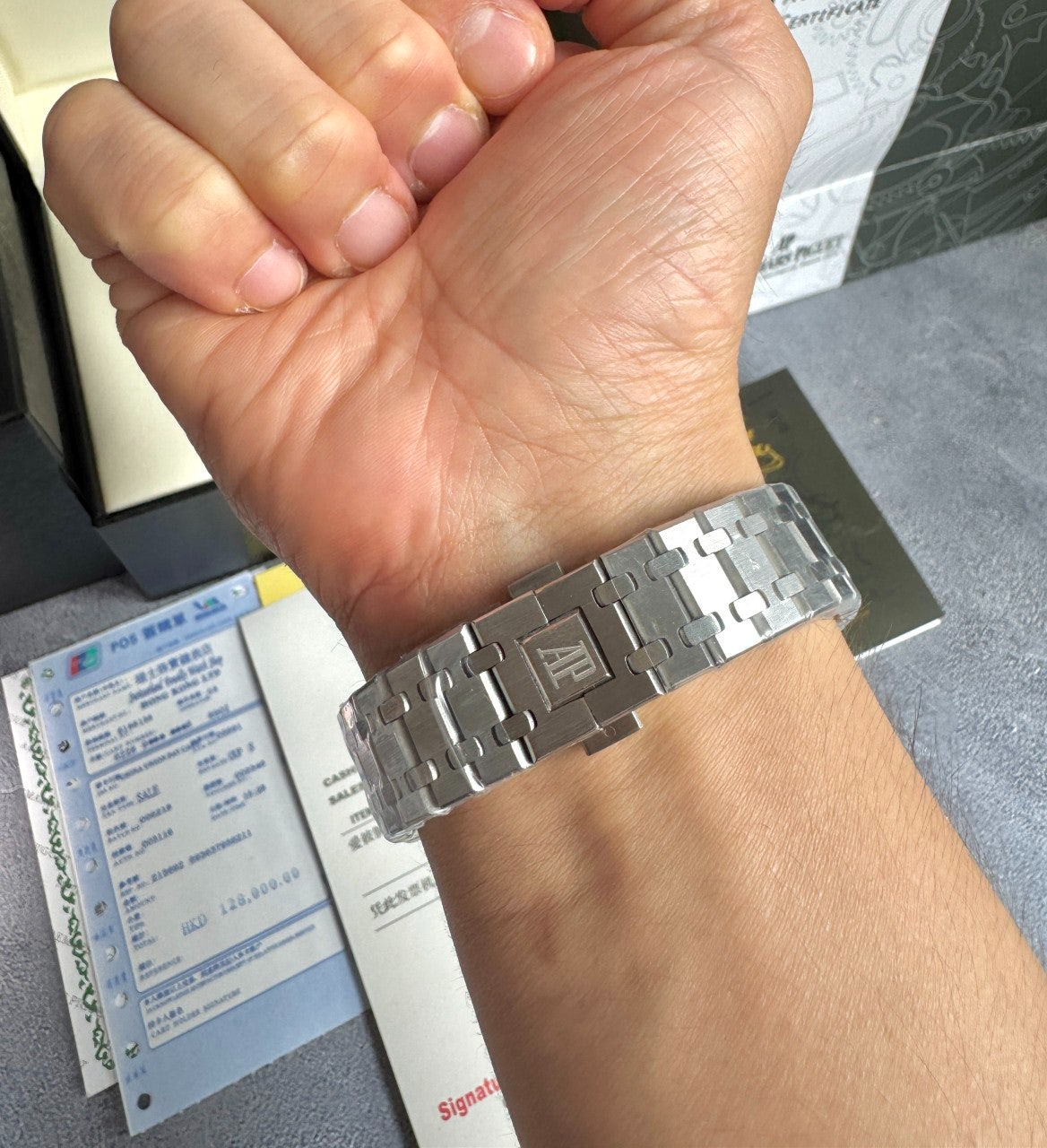 오데마피게-시계-국내배송 로얄오크 셀프와인딩 화이트실버 41mm