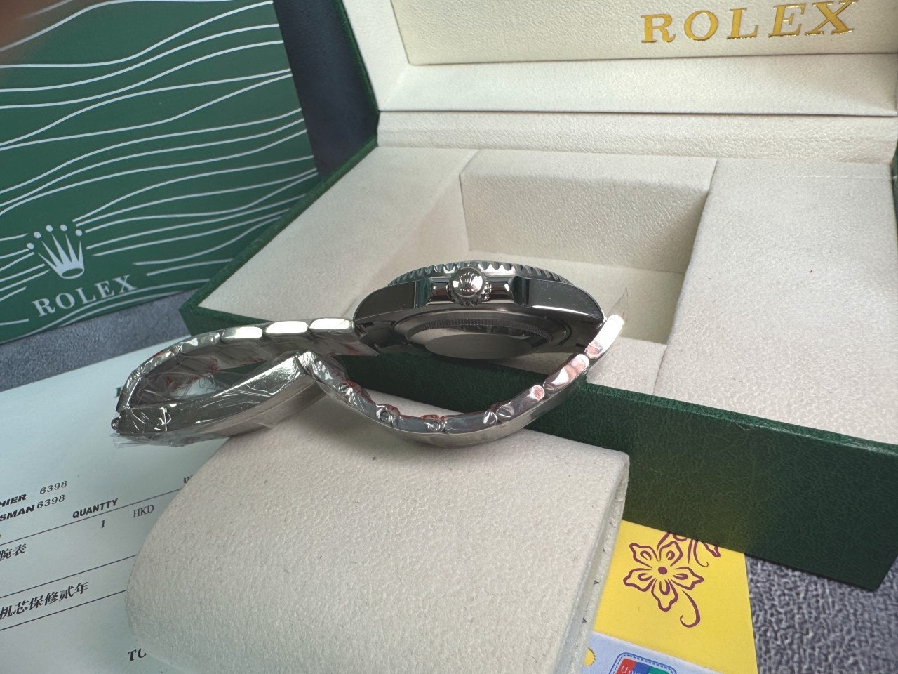 롤렉스-시계-국내배송 서브마리너 그린세라믹 블랙다이얼 40mm