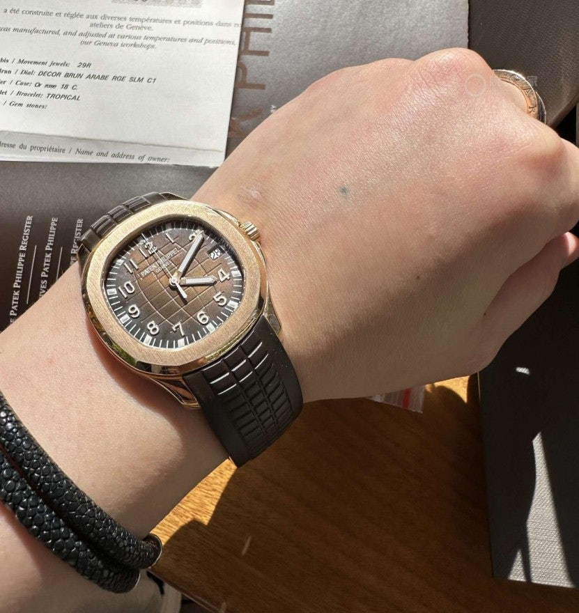 파텍필립-시계-국내배송 아쿠아넛 브라운다이얼 42mm