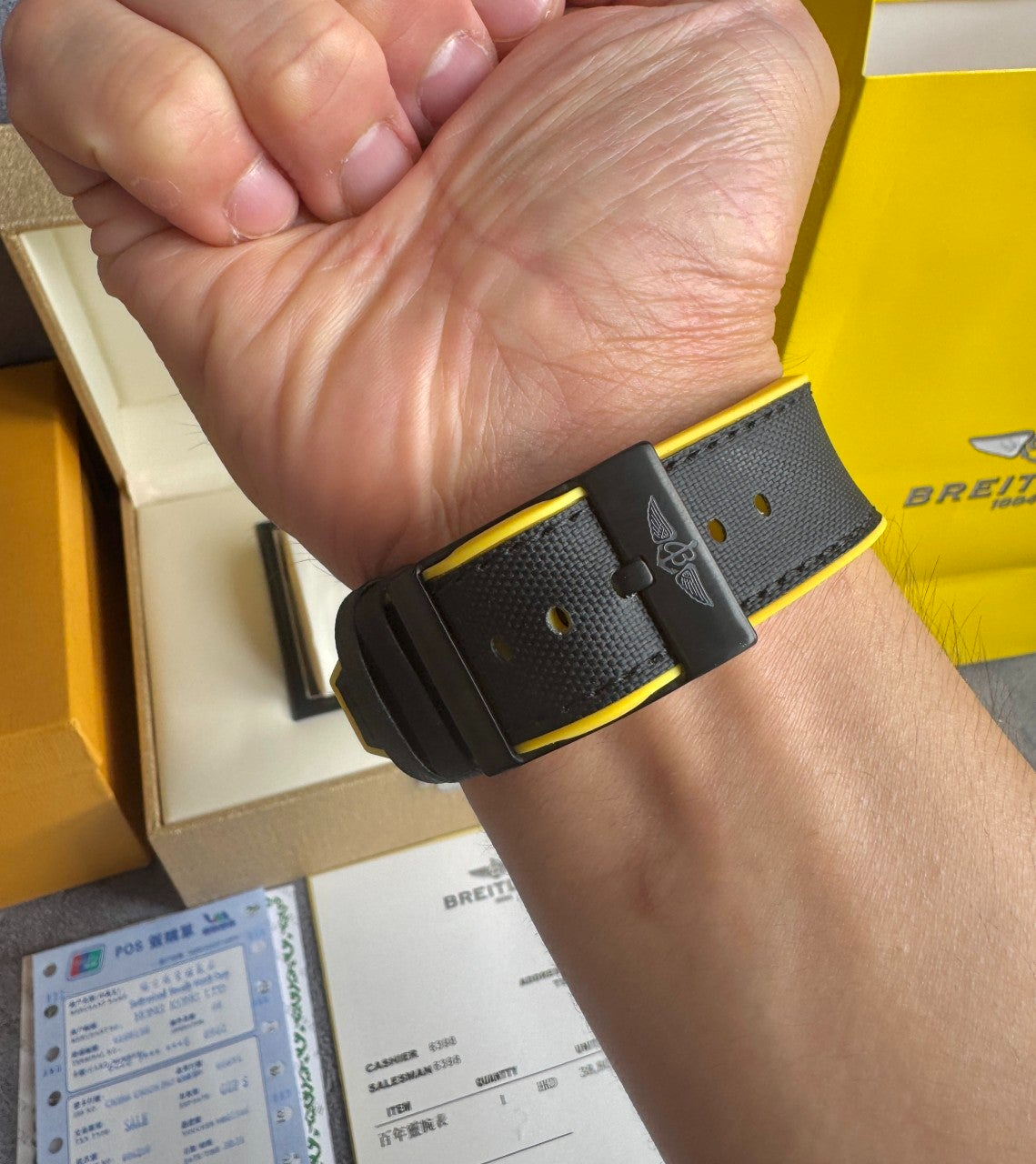 브라이틀링-시계-국내배송 어벤저 허리케인 블랙 48mm