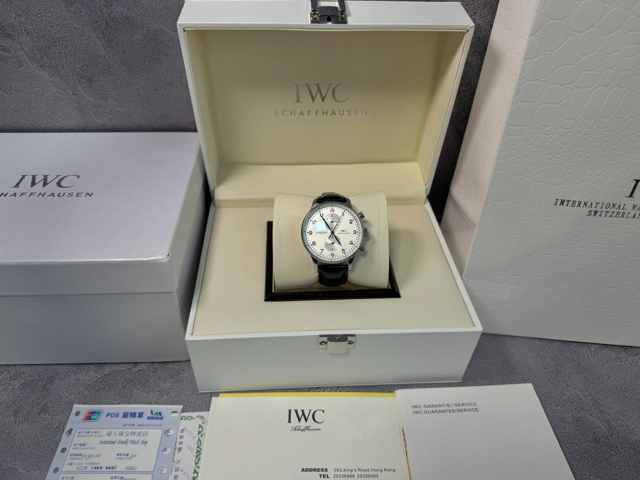 IWC-시계-국내배송 포르투기저 크로노그래프 블루핸즈 화이트다이얼 41mm