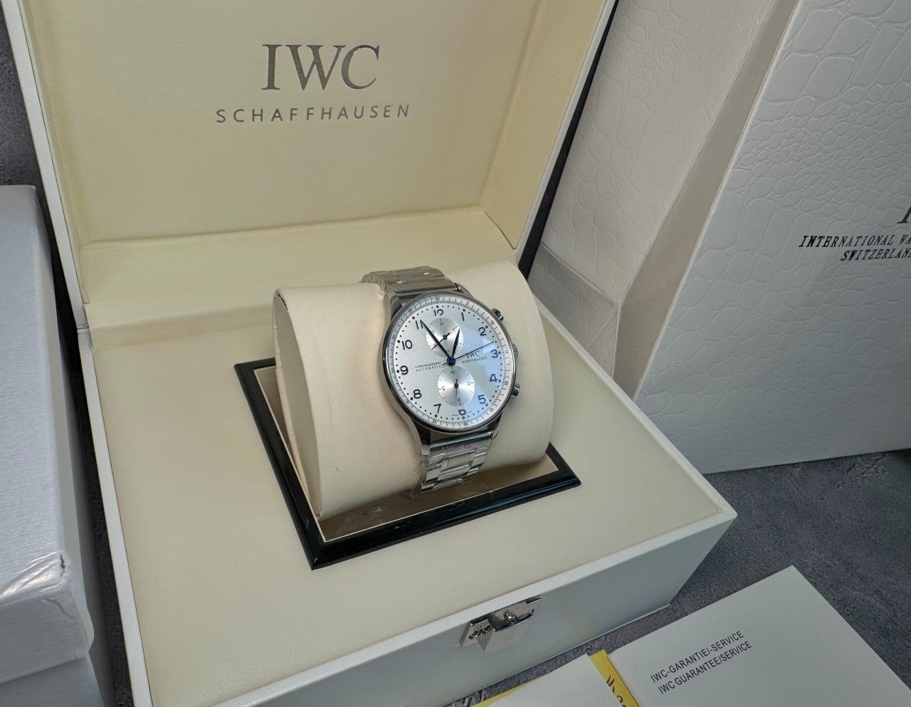 IWC-시계-국내배송 포르투기저 크로노그래프 실버 화이트다이얼 41mm