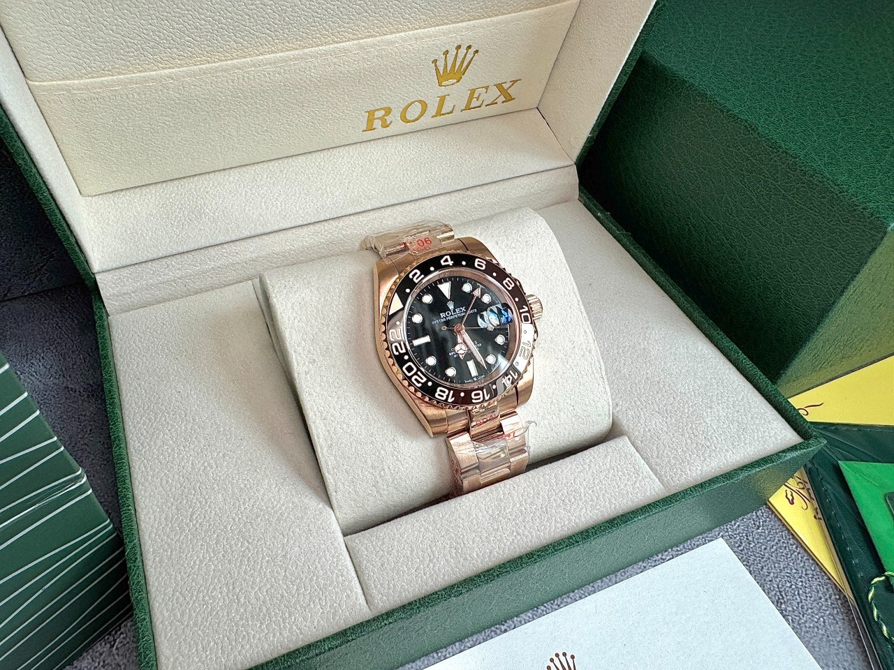 롤렉스-시계-국내배송 GMT 마스터2 에버로즈골드 40mm