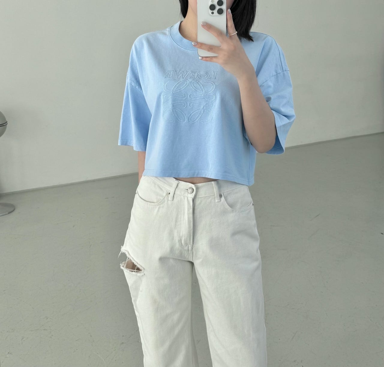 로에베-상의-국내배송 크롭 로고 티셔츠