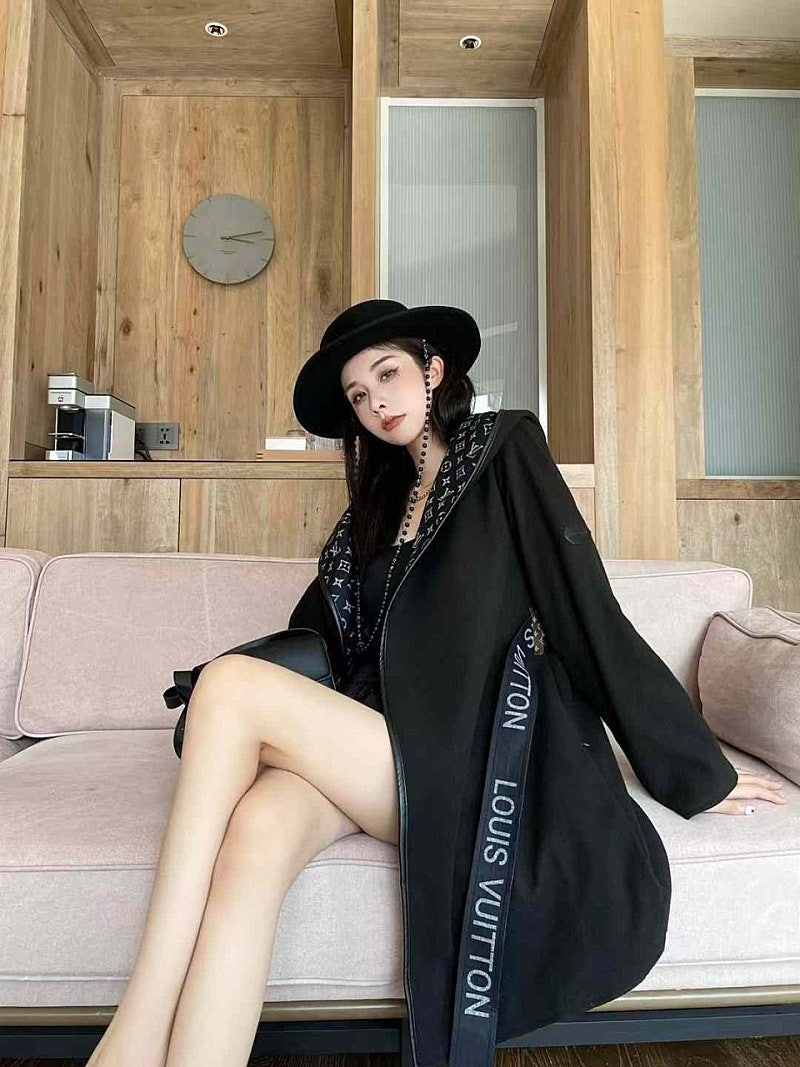 루이비통-상의-국내배송 시그니처 벨티드 쇼트 랩 피코트