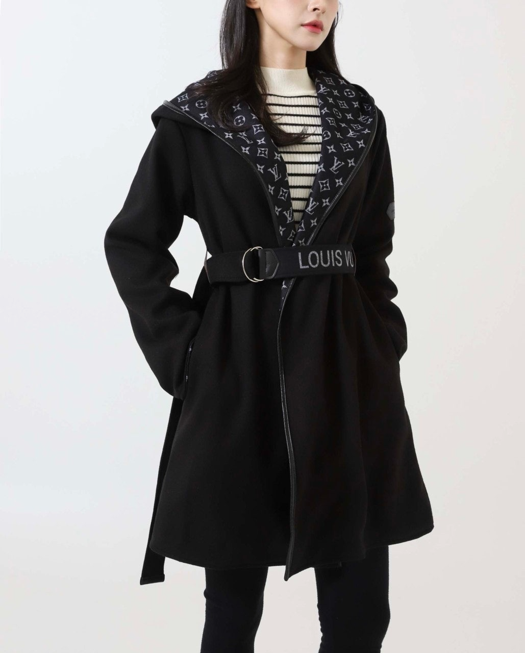 루이비통-상의-국내배송 시그니처 벨티드 쇼트 랩 피코트