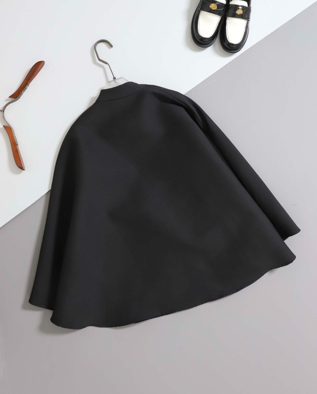 루이비통-상의-국내배송 하이 칼라 케이프 코트