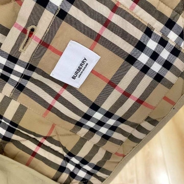 버버리-상의-국내배송 다이아몬드 (최상위버전) 퀼팅 자켓