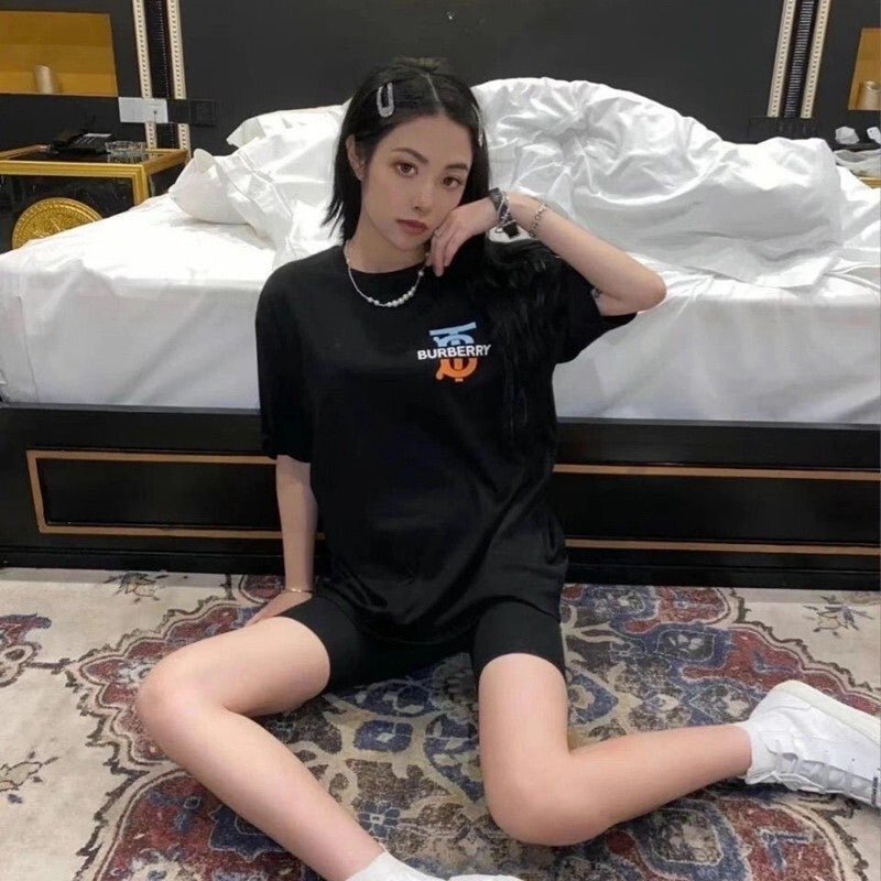 버버리-상의-국내배송 투톤 패턴 코튼 반팔티
