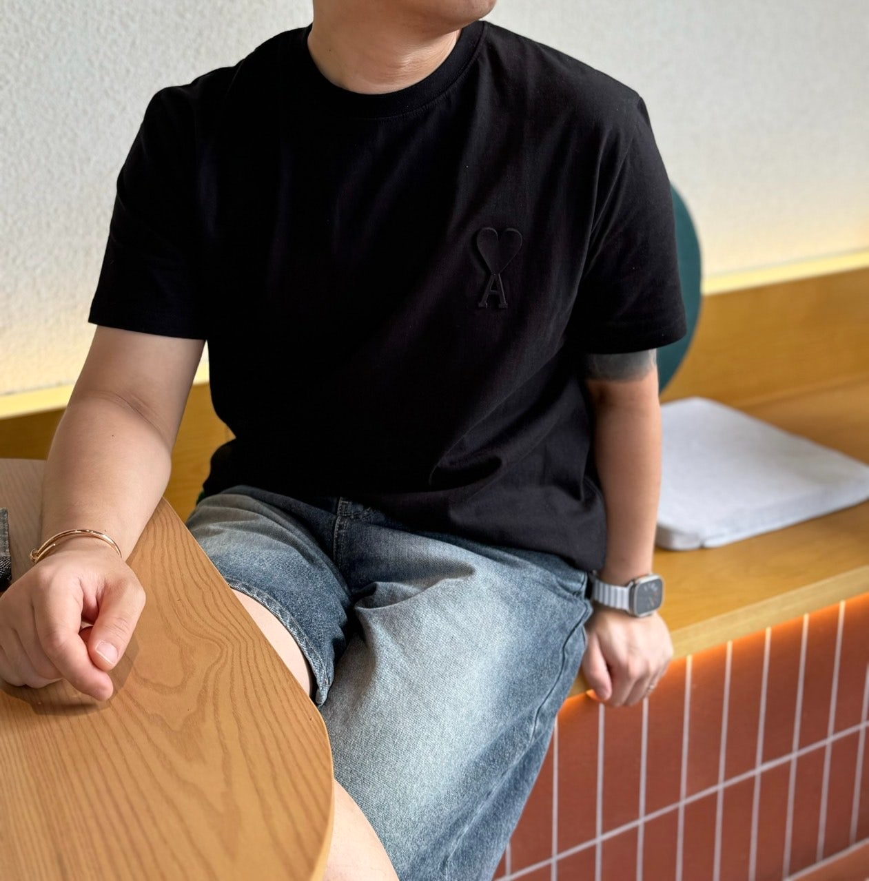 꼼데가르송-상의-국내배송 엠보 로고 반팔