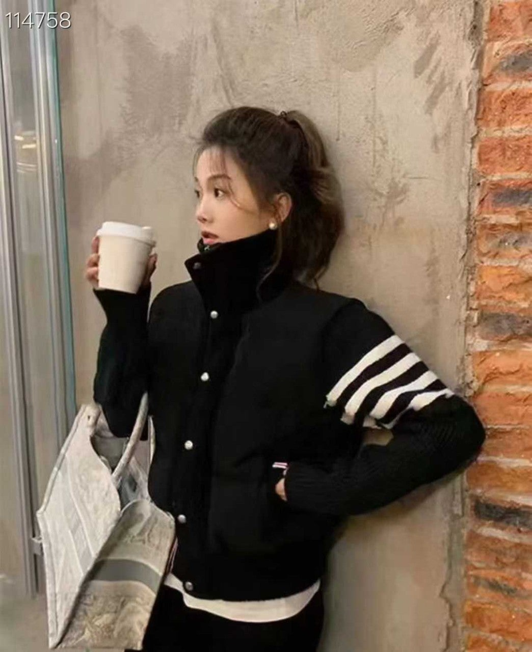 톰브라운-상의-국내배송 다운 필드 울샤이니 크롭 자켓 -블랙-